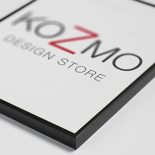 Ramme I sort aluminium med plexiglas - KoZmo Design Store